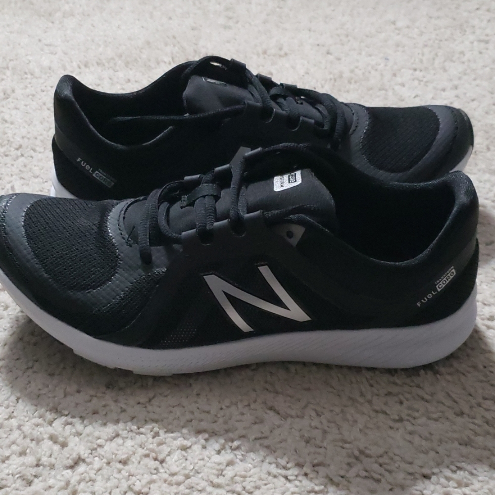 New Balance Fuelcore Sneakers
